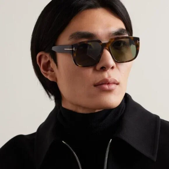Tom Ford FT1025 56N Oliver 02 Square Sunglasses - Havana/Green display picture 3